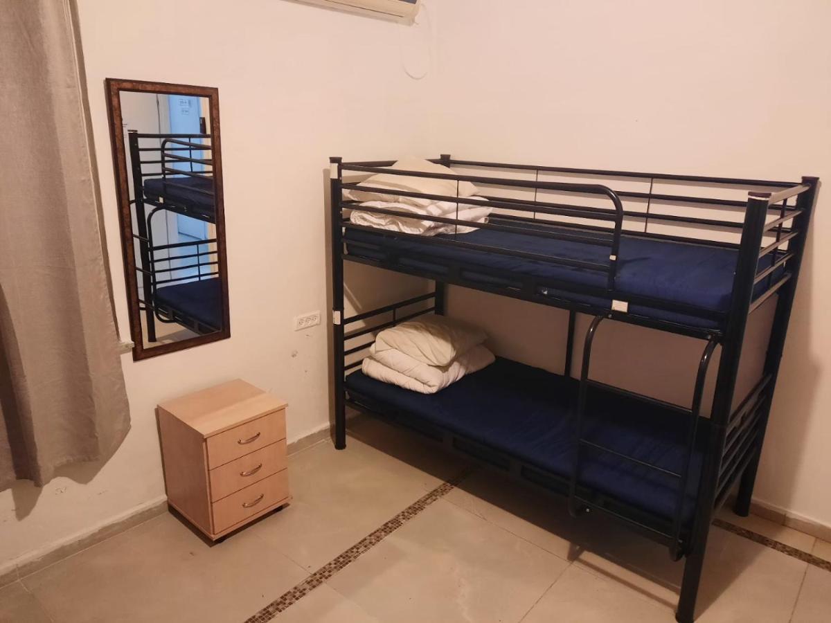 Bu93 Auberge de jeunesse *